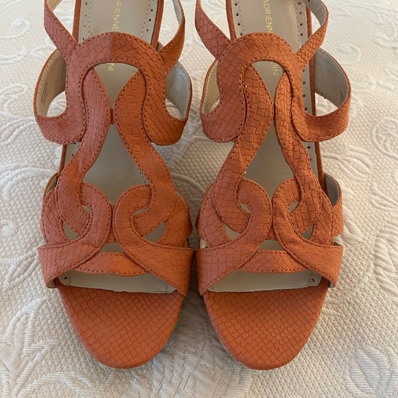 Adrienne Vittadini orange leather sandals - Picture 2 of 9